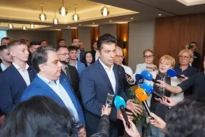 Асен Василев: Борисов даде Пеевски на "Магнитски"
