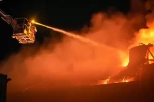 Украйна ликвидира два големи склада с боеприпаси в Русия