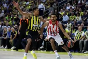 "Олимпиакос" падна тежко при завръщането на Везенков в Евролигата