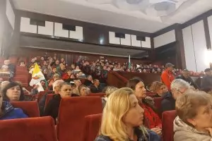 Добруджанци протестираха срещу ветрогенераторите