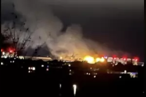 Голям пожар избухна в завода за ядрени подводници във Великобритания