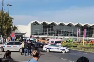 Прокуратурата иска 30 дни затвор на 13 души заради трагедията в Нови Сад