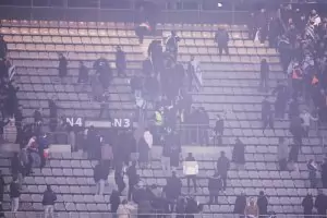 Франция се класира след равенство в "политическия" мач