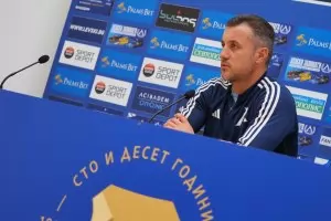 "Левски" е готов за отлагане на мача си утре