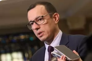 Бюджетът на София мина измъчено със скандали и пренаписване 