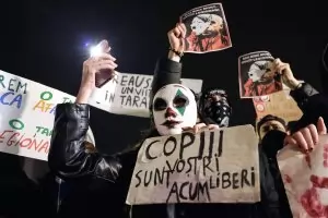 В Букурещ всяка вечер протестират срещу ултранационалиста Джорджеску