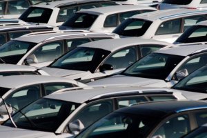 Най накрая и в България пазарът на нови коли показва признаци