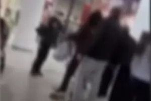 Съд освободи арестуваните заради агресията в мола младежи 
