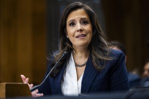 Президентът на САЩ Доналд Тръмп оттегли номинацията на Елиз Стефаник