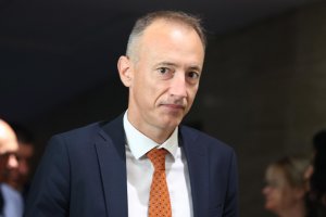 Голяма дискусия посветена на изучаването на религии и добродетели в