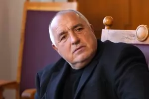 Борисов търси балансьор на Пеевски