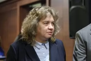 Заради Киселова отложиха делото за плагиатство срещу Петър Илиев
