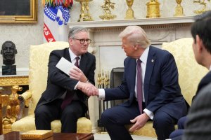 Президентът на САЩ Доналд Тръмп и министър председателят на Великобритания Киър