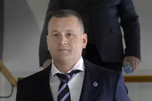 Арестите в Ниш спряха, защото антикорупционен шеф е на ски в България