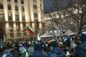 Шествието в подкрепа на Украйна: Благодарим, че ни пазите 
