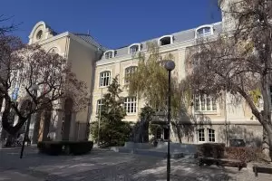 Готви се застрояване на втората най-стара българска гимназия