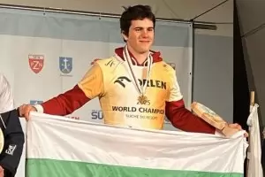 Фамилия Замфирови обра медалите на младежкото световно