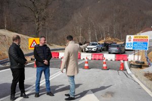 Протест на жителите на няколко родопски села край пункта Рудозем