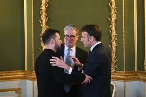 Париж и Лондон предлагат едномесечно 
прекратяване на огъня
