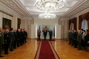 Президентът Румен Радев официално назначи за шеф на ВВС един