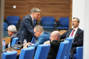 С гласовете на ДПС НН управляващата коалиция сложи Петко Стефановски