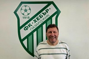 Велислав Вуцов отново ще бъде треньор на отбор от Първа