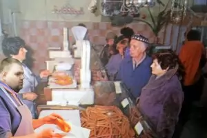 101 въпроса за пощо-магазините на Пеевски