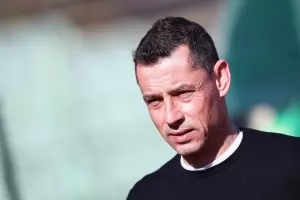 БФС си затвори очите за шамара на Александър Томаш