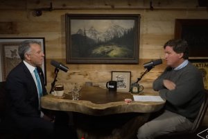 Хората на Доналд Тръмп които отговорят за преговорите за слагане