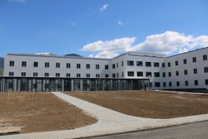 Пускането в експлоатация на супермодерния затвор без решетки на килиите