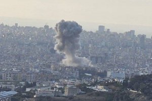 Израелската армия удари южните квартали на ливанската столица Бейрут около