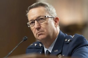 Генерал лейтенант от ВВС на САЩ Дан Кейн положи клетва като