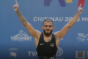 Ангел Русев удължи серията си от поредни европейски титли в