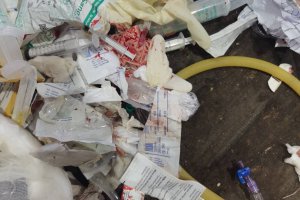 Лечебните заведения носят вината за откритите болнични опасни отпадъци в