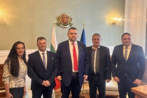 От ДПС НН се похвалиха че лидерът им Делян Пеевски е