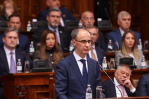Сръбският парламент одобри ново правителство оглавявано от известния сръбски ендокринолог