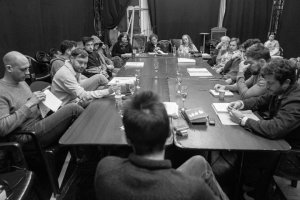 Какво се случва когато второстепенните герои застанат в центъра на