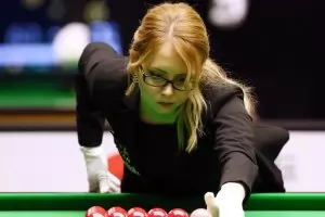 Българка става първата жена със съдийска "Тройна корона"