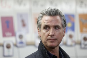 Губернаторът на Калифорния Гавин Нюсъм обяви в сряда че неговият