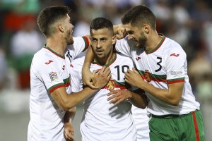 Противоречията между селекционера на мъжкия национален отбор по футбол Илиан