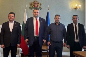 Пореден тежък удар понесе фракция на Ахмед Доган Днес стана