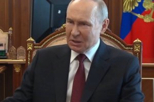 Пет минути след 18 ч когато трябваше да настъпи 30