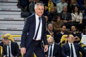 Радостин Стойчев се завръща като треньор на турския Халкбанк Анкара