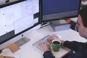 "Разкрепостените" учители са ключът към училищата на бъдещето
