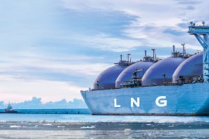 Вносът на втечнен природен газ LNG в Европа през февруари