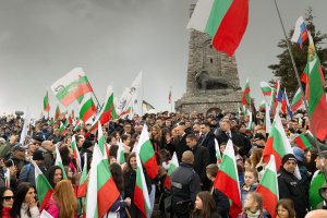 Мнозина изтълкуваха искането на референдум за еврото от Румен Радев