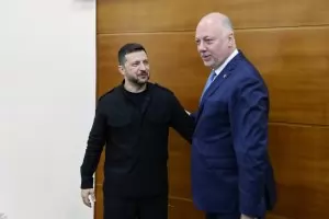 Зеленски покани премиера Желязков на лидерска среща