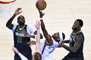 Гардът на Оклахома Сити Тъндър Шей Гилджъс Алекзандър е носител на