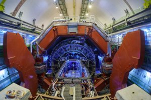 Големият адронен колайдер ускорител на Европейската лаборатория по физика на