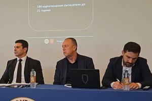 БФС се опита да реши проблема с големия брой чужденци